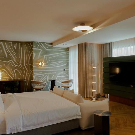 Hotel Sapin Банкок Екстериор снимка